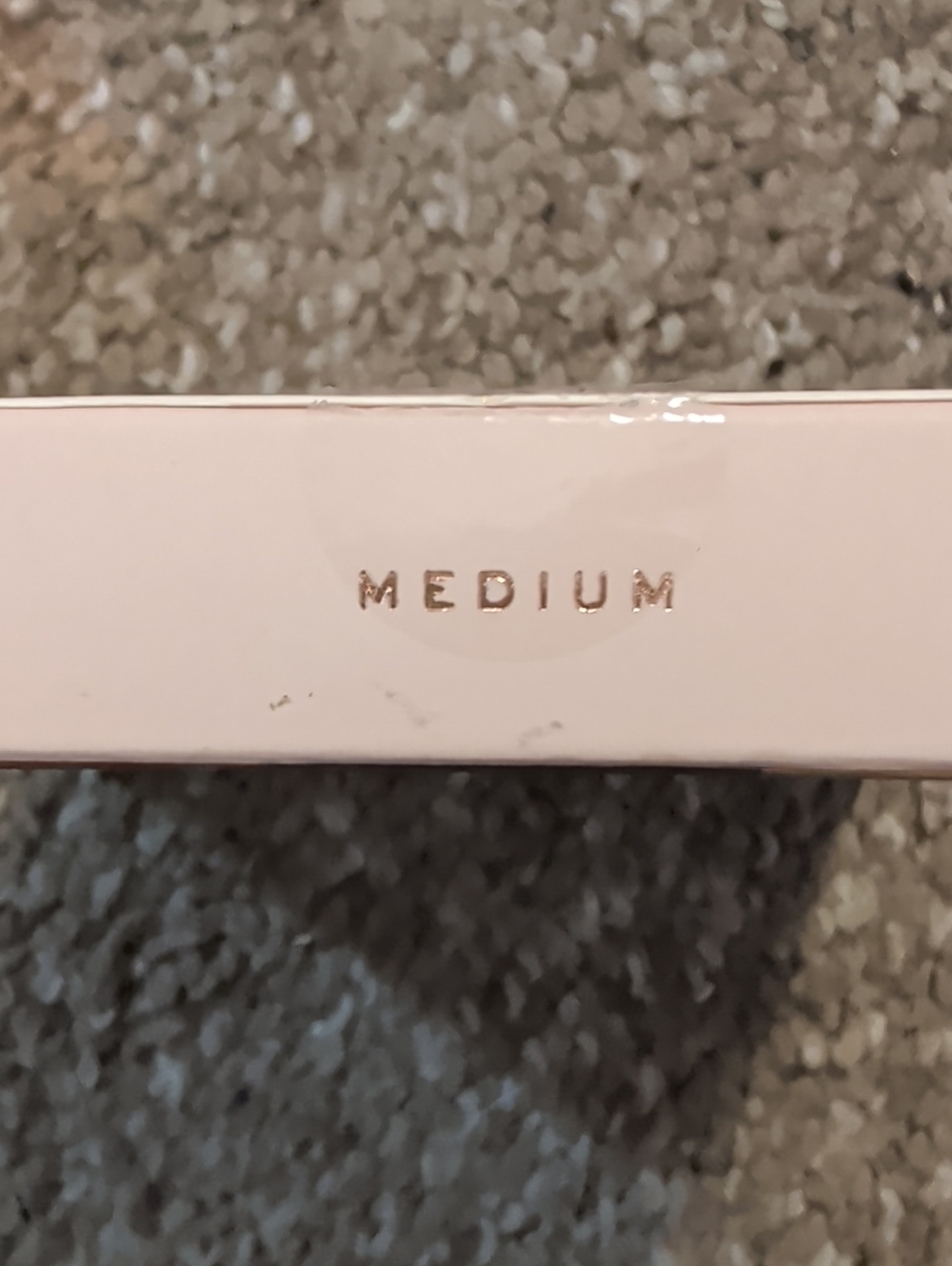 Makeup Revolution Contour Powder Compact - Pink, Brown, Cream Shades - Picture 2 of 2